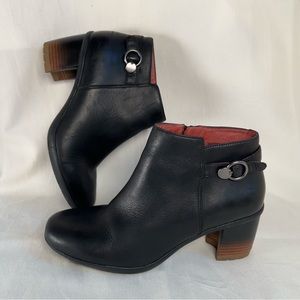 Dansko Perry Booties Waterproof 39 Black